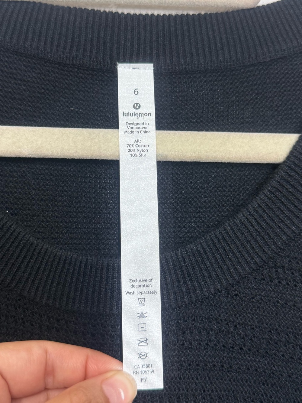 Lululemon Women’s Sweatshirt - Picture 4 of 5
